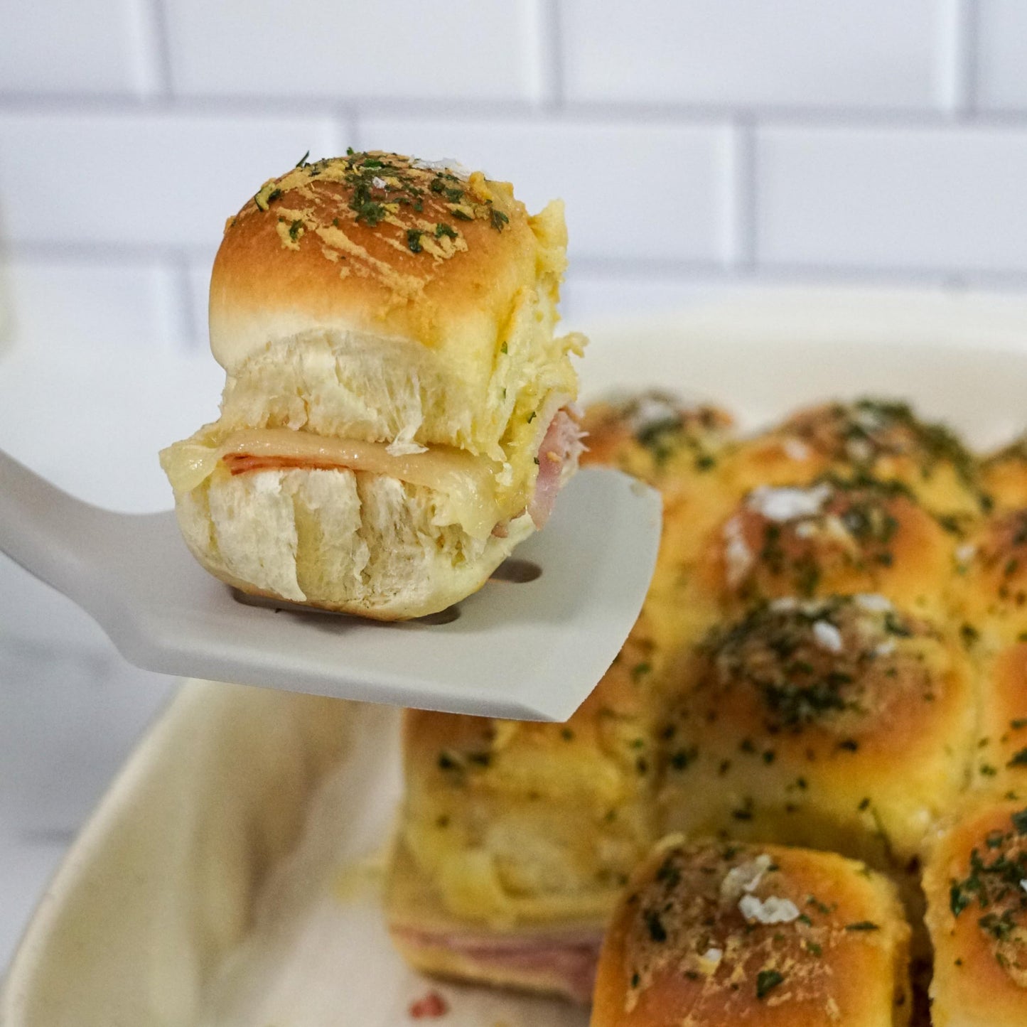 Hero Hawaiian Rolls – Net Low Carb Slider Buns & Dinner Rolls | High Fiber, 0g Net Carbs, 0g Sugar & 60 Calories per Serving Sub Rolls (24 Buns, Pack of 2)